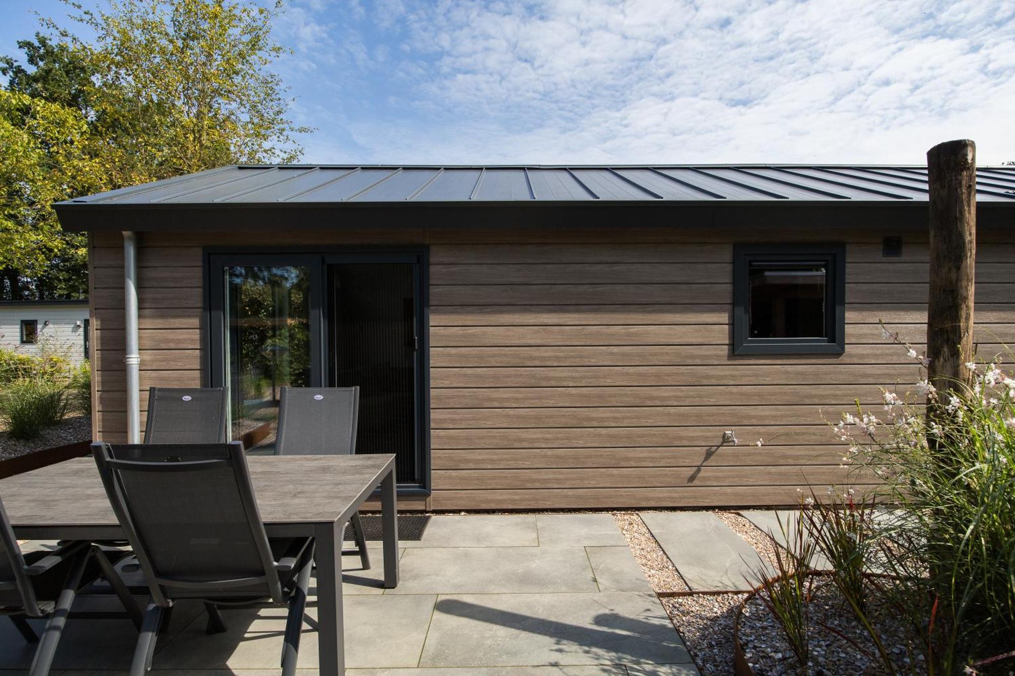 Modern Ingericht Chalet Op Groen Park Op De Veluwe Epe Exterior photo